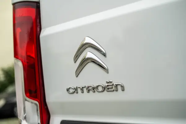 Citroen Jumper 2.0 BlueHDi 30 L2H1 Confort 38