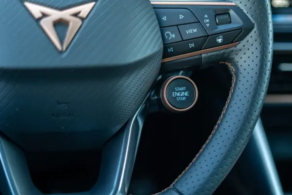 Cupra Leon 1.5 e-Hybrid VZ DSG 13
