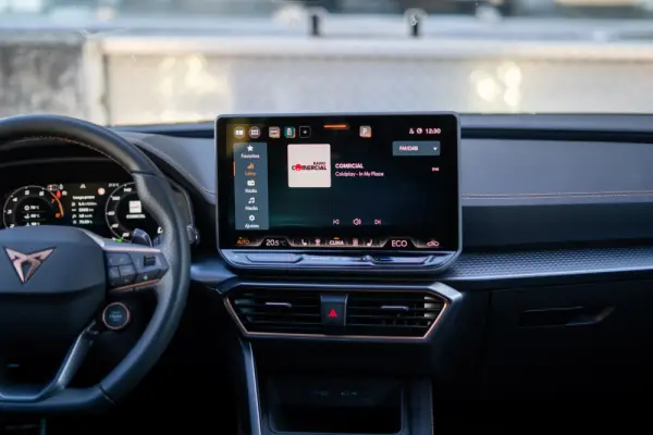 Cupra Leon 1.5 e-Hybrid VZ DSG 18