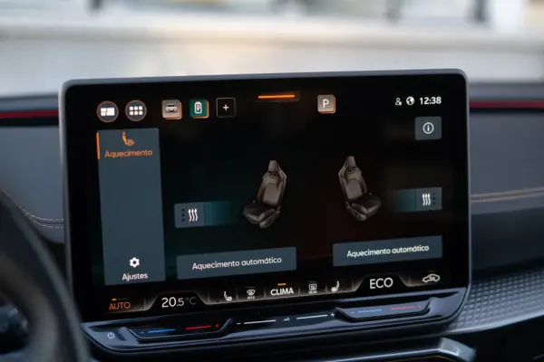 Cupra Leon 1.5 e-Hybrid VZ DSG 26