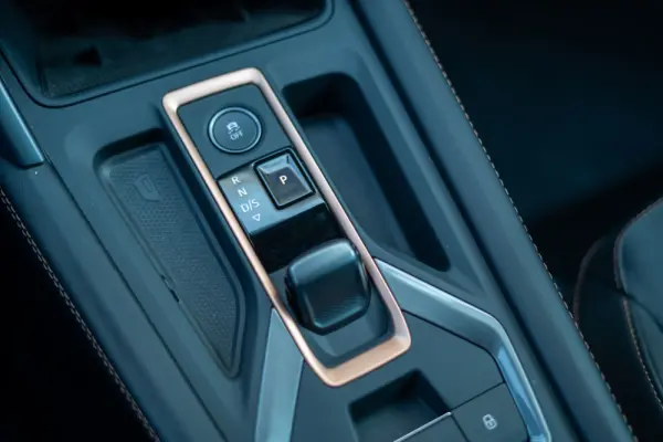 Cupra Leon 1.5 e-Hybrid VZ DSG 38