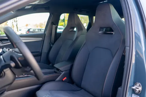 Cupra Leon 1.5 e-Hybrid VZ DSG 48
