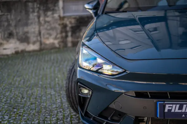 Cupra Leon 1.5 e-Hybrid VZ DSG 63