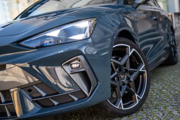 Cupra Leon 1.5 e-Hybrid VZ DSG 65