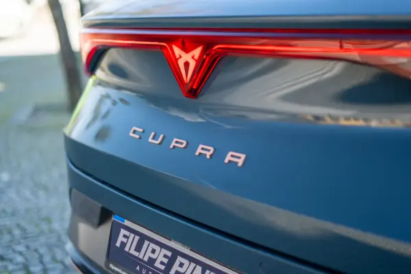 Cupra Leon 1.5 e-Hybrid VZ DSG 73