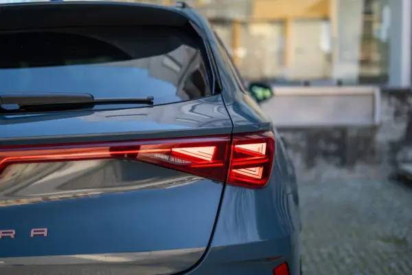 Cupra Leon 1.5 e-Hybrid VZ DSG 74
