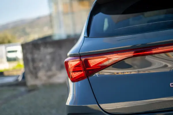 Cupra Leon 1.5 e-Hybrid VZ DSG 76