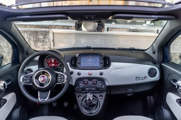 Fiat 500C 1.0 Hybrid Star 8