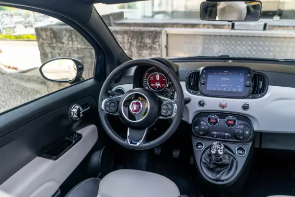 Fiat 500C 1.0 Hybrid Star 9