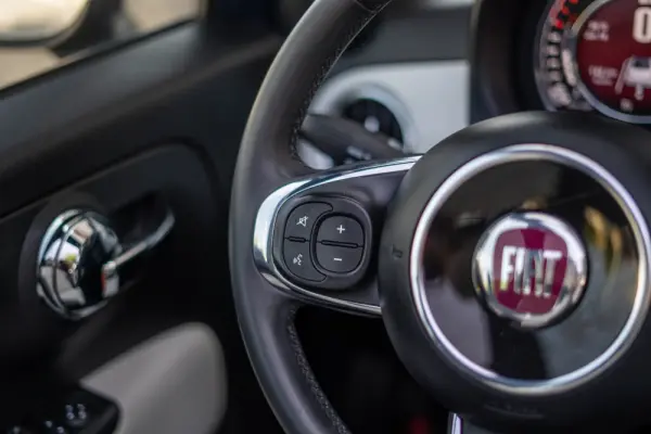 Fiat 500C 1.0 Hybrid Star 11