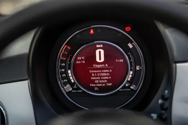 Fiat 500C 1.0 Hybrid Star 18