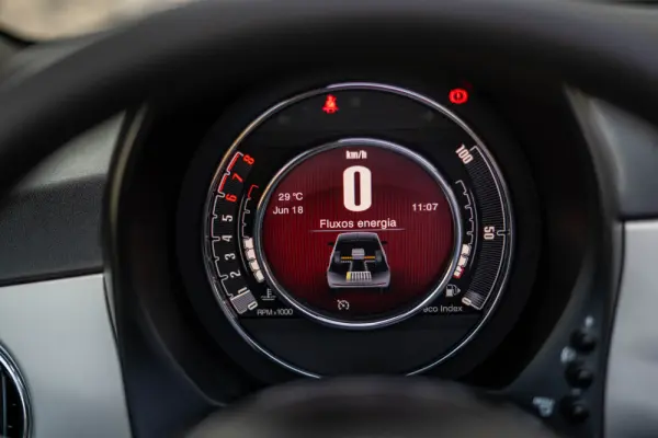 Fiat 500C 1.0 Hybrid Star 19