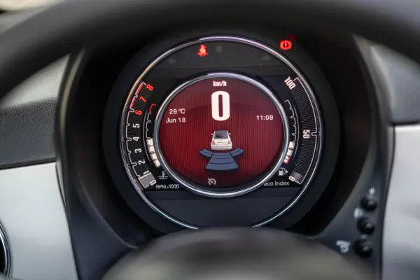 Fiat 500C 1.0 Hybrid Star 23