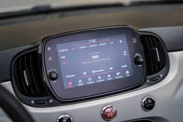 Fiat 500C 1.0 Hybrid Star 25
