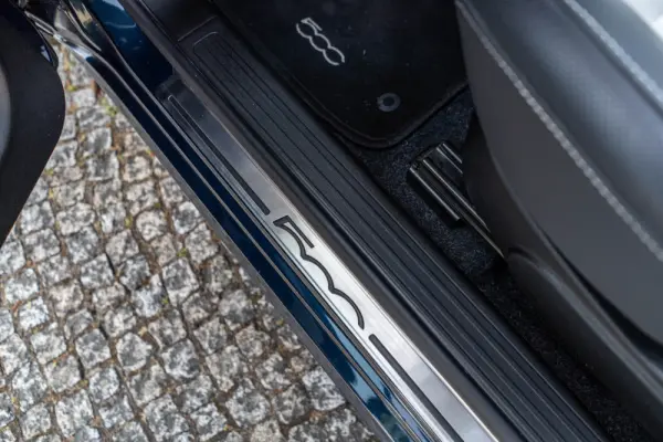 Fiat 500C 1.0 Hybrid Star 35