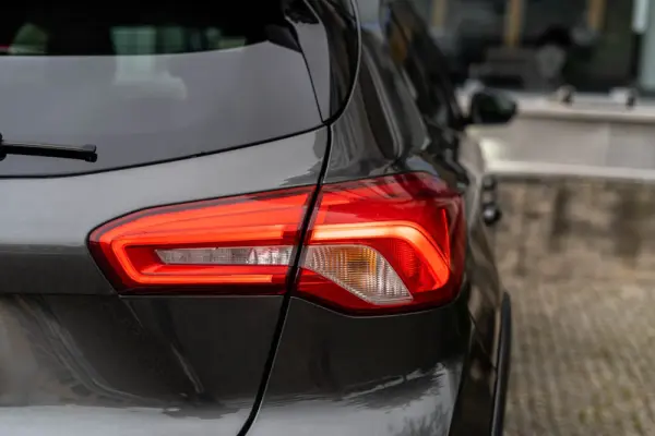 Ford Focus 1.0 EcoBoost Active X 35