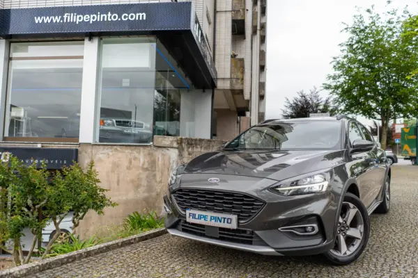 Ford Focus 1.0 EcoBoost Active X 42
