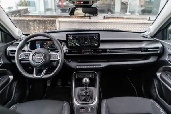 Jeep Avenger 1.2 GSE T3 Altitude 7