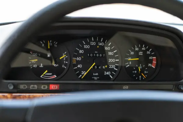 Mercedes-Benz 500 500 SEC W126 V8 231cv Auto 9