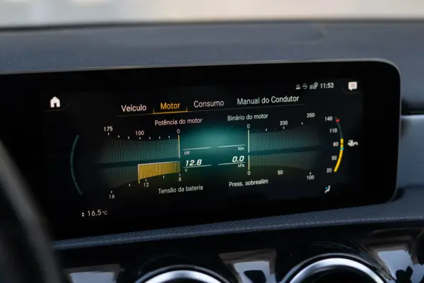 Mercedes-Benz A 160 AMG Line 34