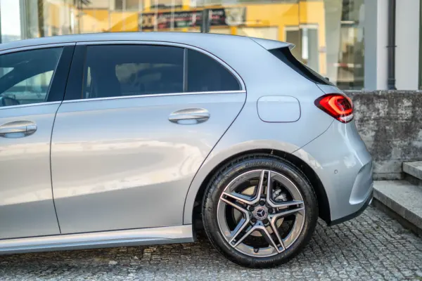 Mercedes-Benz A 200 AMG Line Aut. 75
