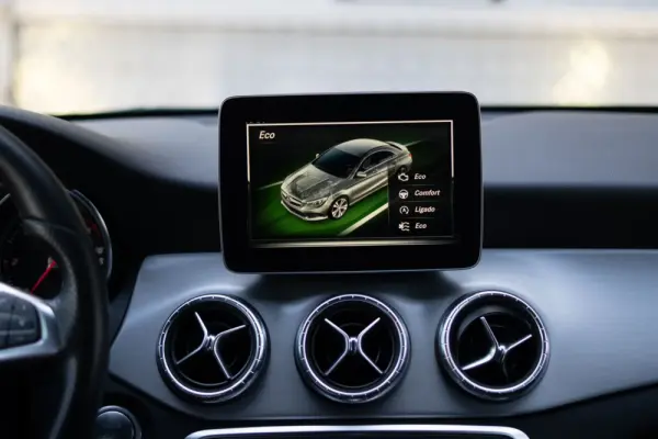 Mercedes-Benz CLA 180 d AMG Line 27