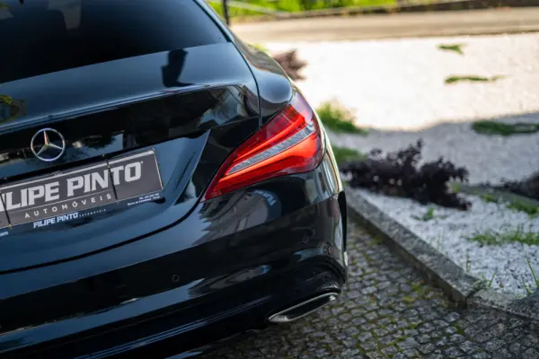 Mercedes-Benz CLA 180 d AMG Line 76