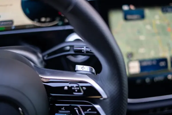 Mercedes-Benz E 300 e Station 13