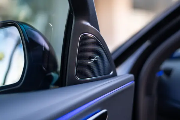 Mercedes-Benz E 300 e Station 49