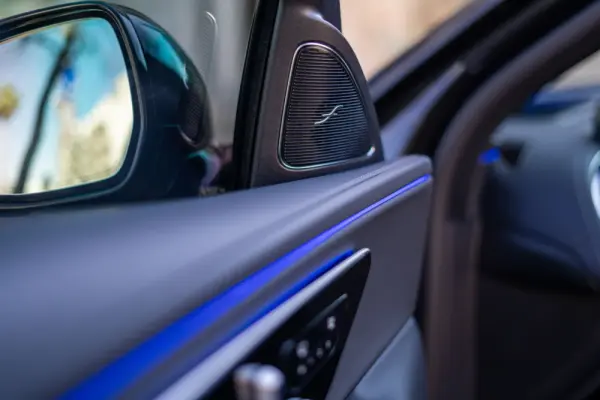 Mercedes-Benz E 300 e Station 50