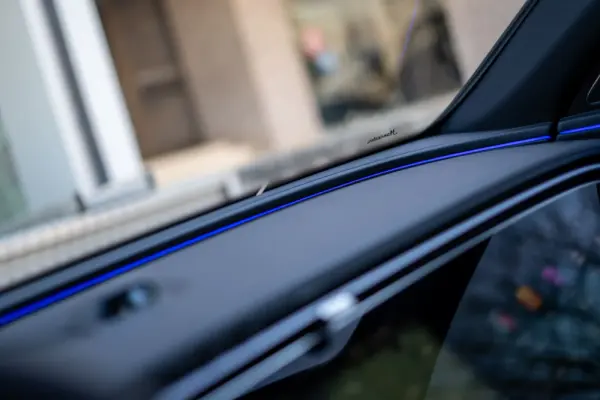Mercedes-Benz E 300 e Station 57