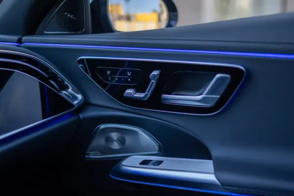 Mercedes-Benz E 300 e Station 61