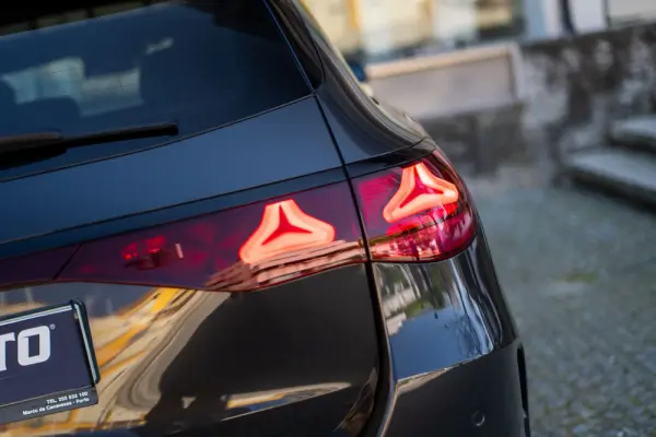 Mercedes-Benz E 300 e Station 72