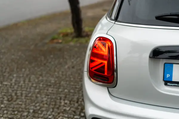 MINI 5 Portas Cooper Premium JCW Auto 74