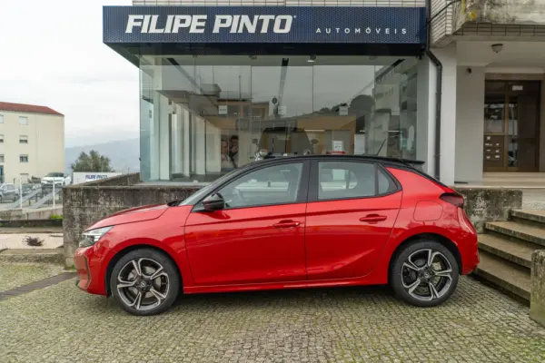 Opel Corsa 1.2 T GS 4