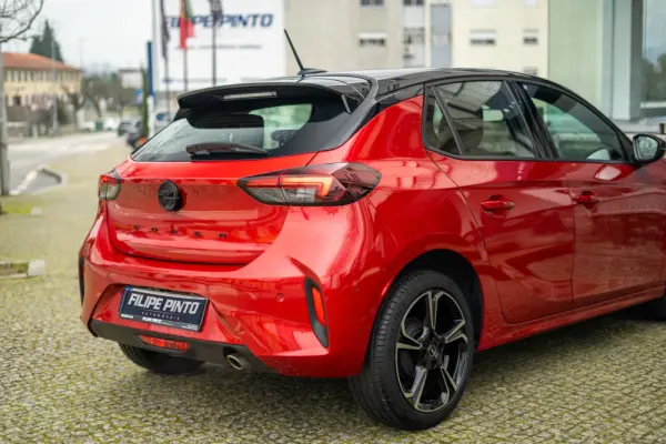 Opel Corsa 1.2 T GS 37