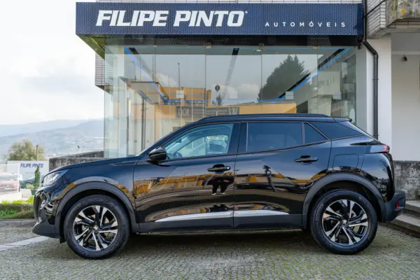 Peugeot 2008 1.2 PureTech Allure Pack 3