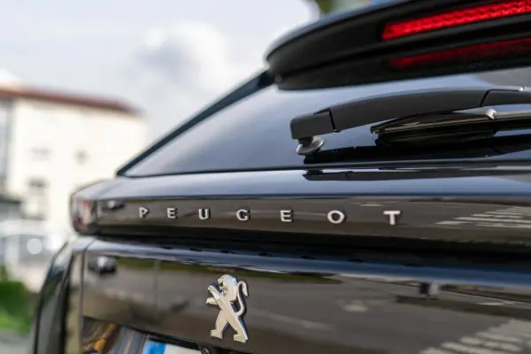 Peugeot 2008 1.2 PureTech Allure Pack 40
