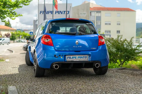 Renault Clio 2.0 16V RS 34