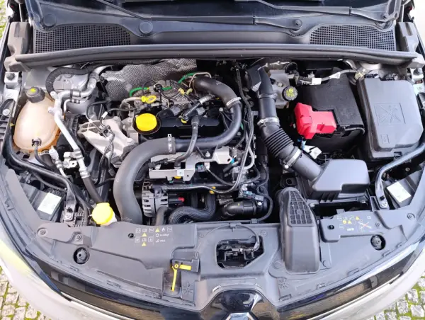 Renault Clio 1.0 TCE RS Line 35