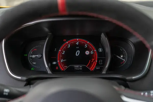 Renault Mégane 1.8 TCe R.S. Trophy 10