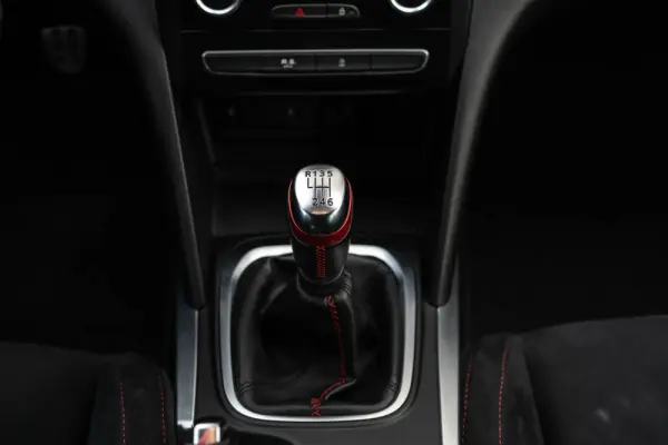 Renault Mégane 1.8 TCe R.S. Trophy 64