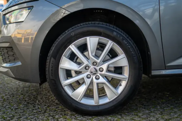 Skoda Kamiq 1.0 TSI Ambition 45