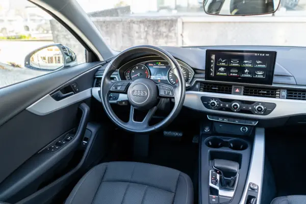 Audi A4 Avant 35 TDI Advanced S tronic 8