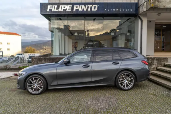BMW 320 d Line Sport Shadow Auto 4