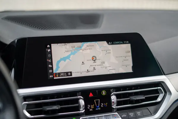 BMW 320 d Line Sport Shadow Auto 19