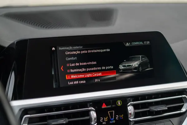 BMW 320 d Line Sport Shadow Auto 26