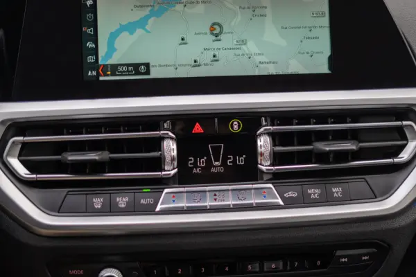 BMW 320 d Line Sport Shadow Auto 45