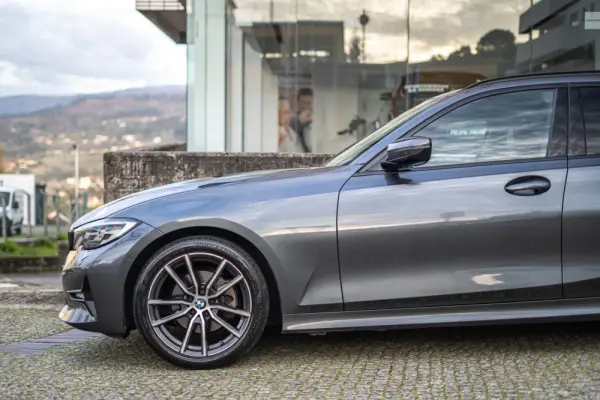 BMW 320 d Line Sport Shadow Auto 68