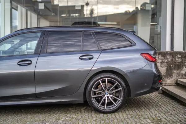 BMW 320 d Line Sport Shadow Auto 69